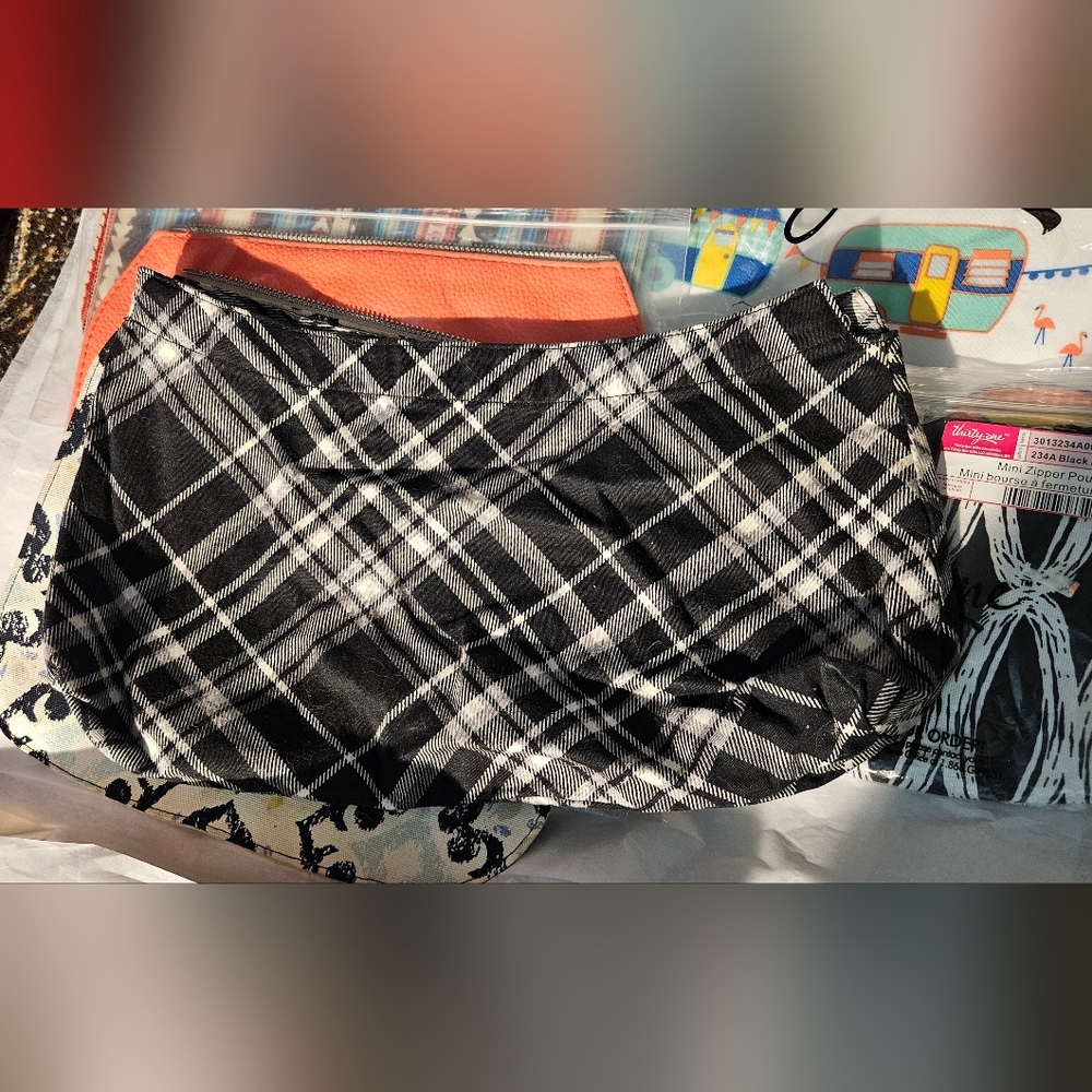 Thirty-One Assorted Patterned Bags - image 7